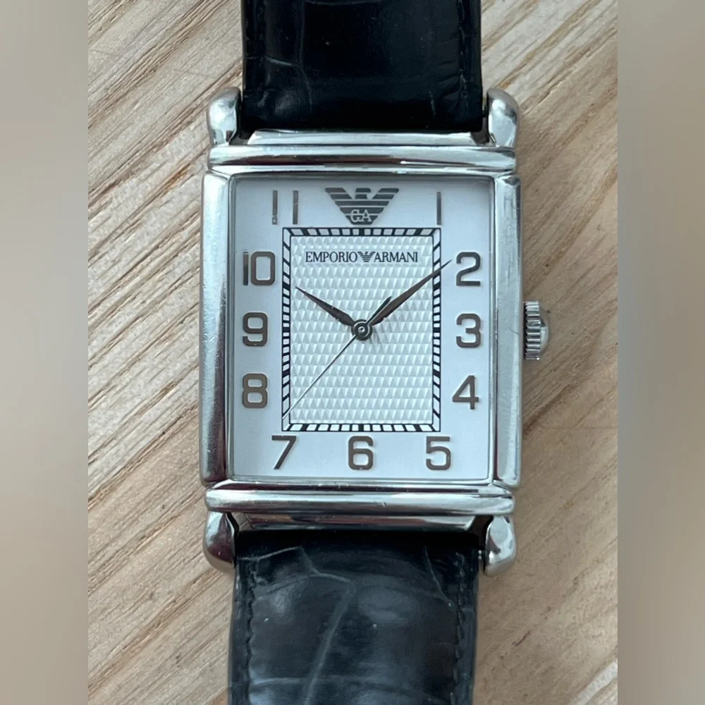 Emporio Armani Vintage Watch Original Box Stainless Case Leather Strap WhiteDial